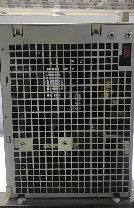 سروو درایو زیمنس 6SN1145-1BA02-0CA1 کارکرده