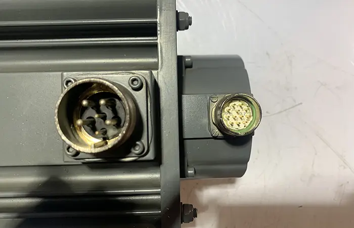 سروو موتور فاگور FXM54.30A.E1.100 توان 44 بدون ترمز