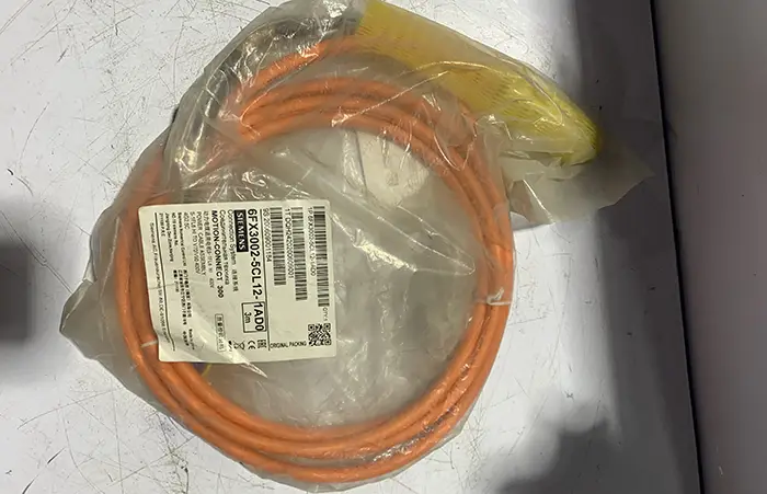 6FX3002-5CL12-1AD0 - power cable