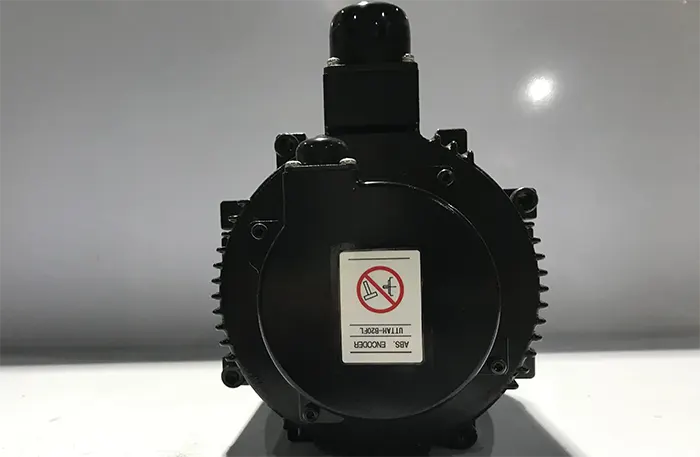 سروو موتور یاسکاوا SGMGV-20D3A2F توان 1.8 بدون ترمز